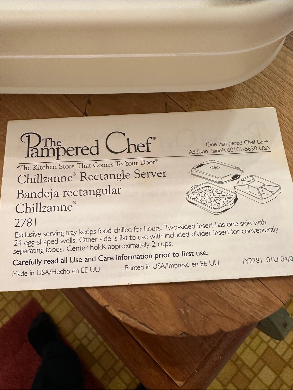 Pampered Chef: Deviled Egg And Veggie Server Tray with a lid - Picture 5 of 7